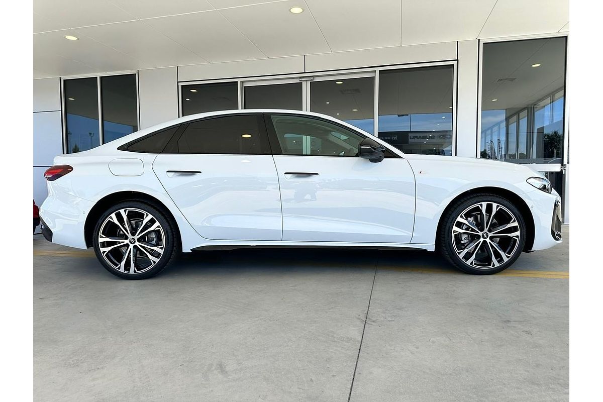 2025 Audi A5 TFSI 150kW S line B10