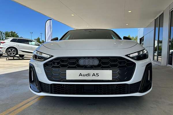 2025 Audi A5 TFSI 150kW S line B10
