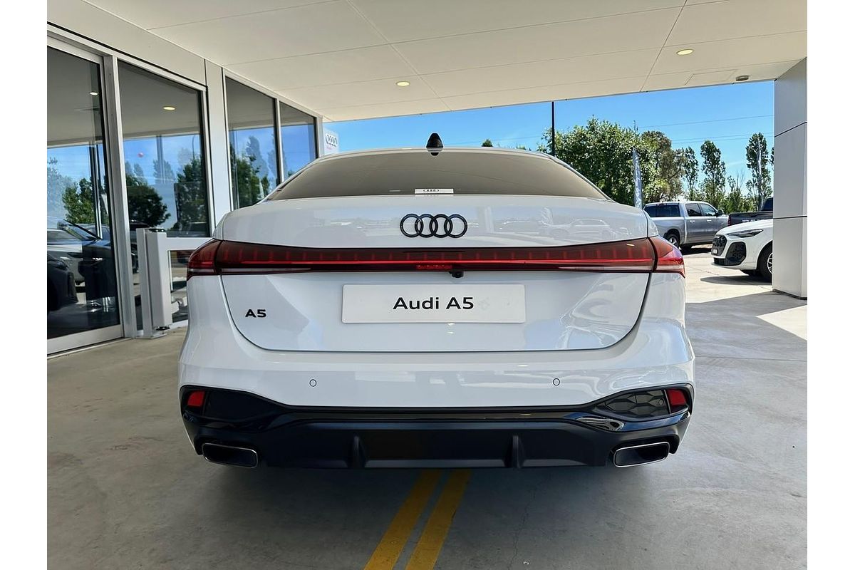 2025 Audi A5 TFSI 150kW S line B10