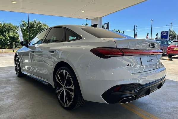 2025 Audi A5 TFSI 150kW S line B10