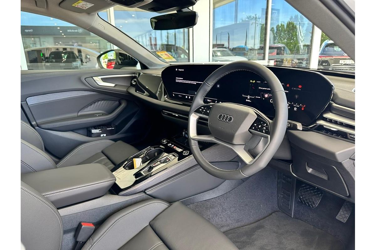 2025 Audi A5 TFSI 150kW S line B10