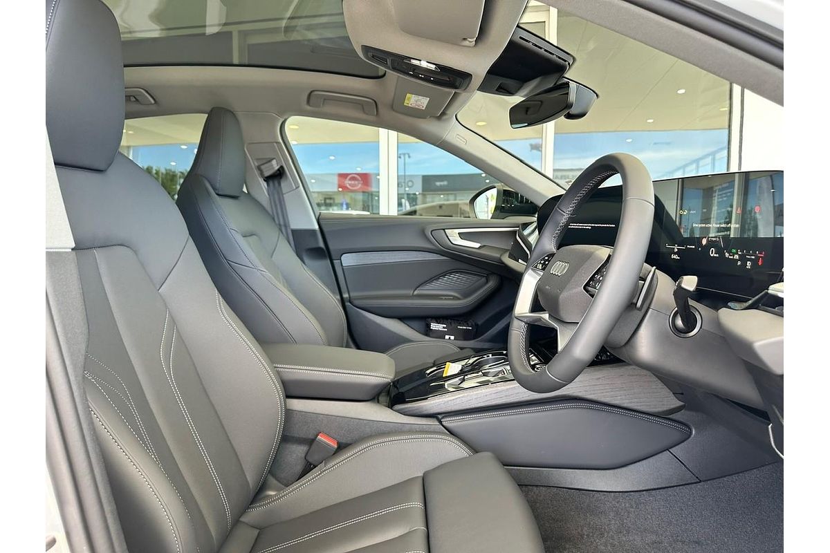 2025 Audi A5 TFSI 150kW S line B10