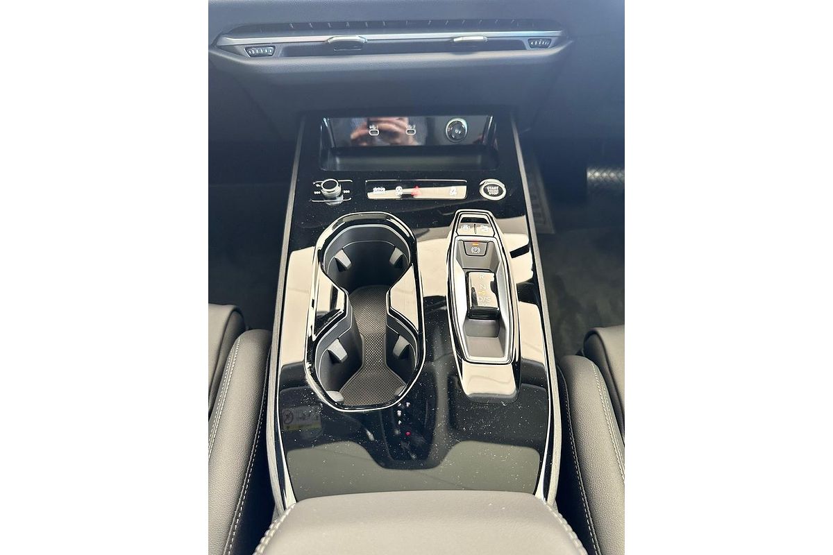 2025 Audi A5 TFSI 150kW S line B10