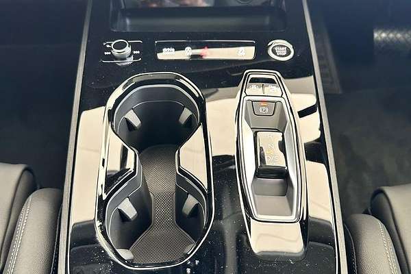 2025 Audi A5 TFSI 150kW S line B10