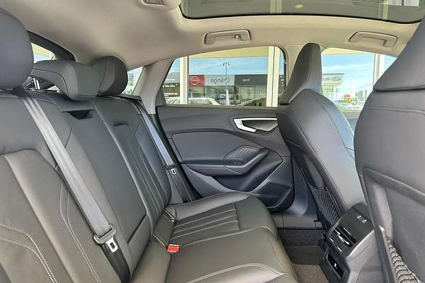 2025 Audi A5 TFSI 150kW S line B10