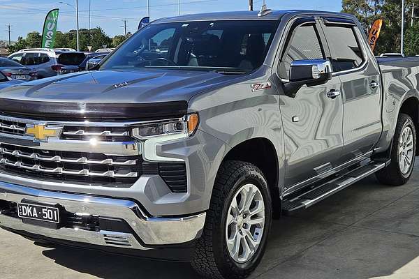 2023 Chevrolet Silverado 1500 LTZ Premium W/Tech Pack T1 4X4