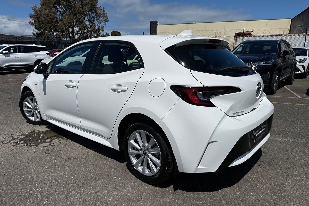 2024 Toyota Corolla Ascent Sport Hybrid ZWE219R