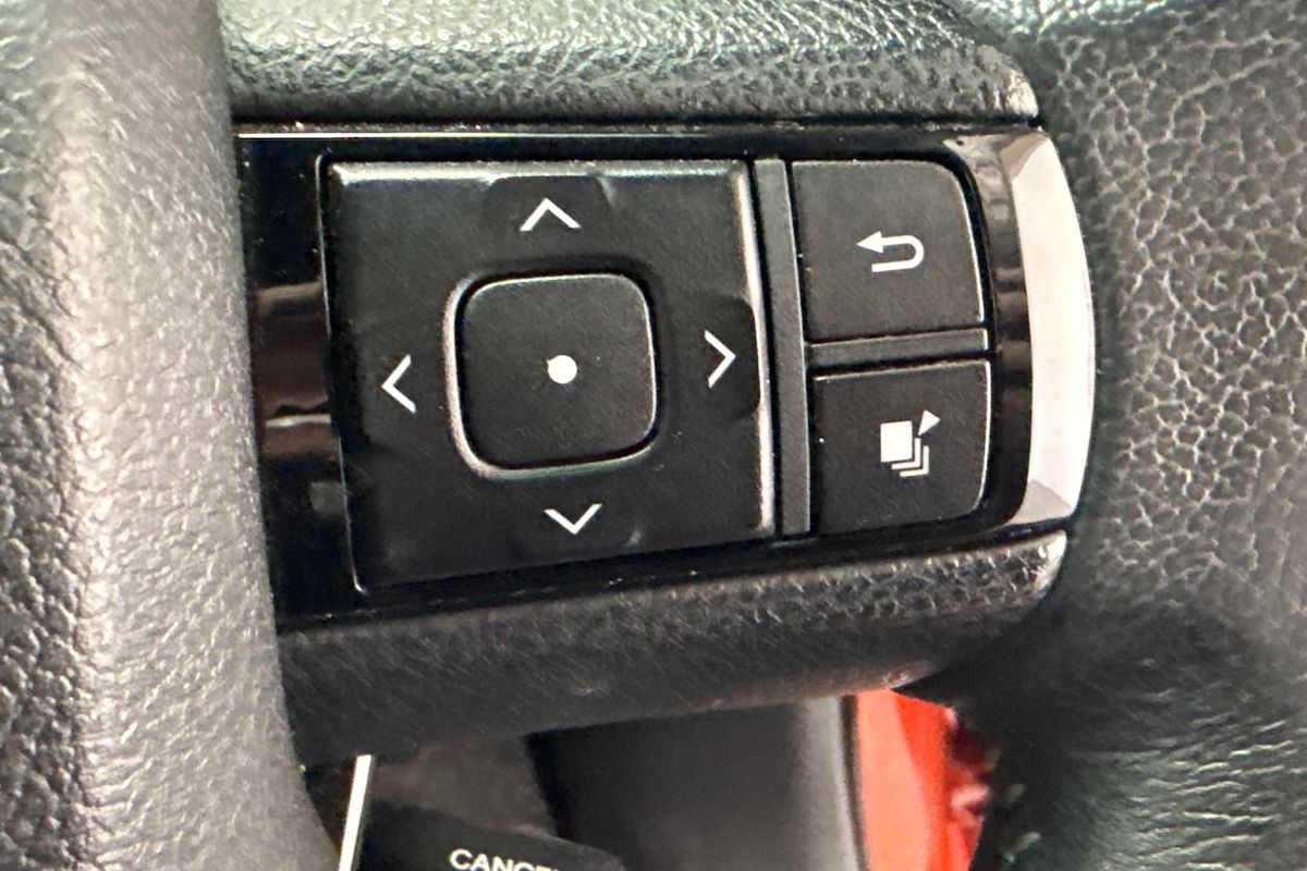 2018 Toyota Hilux Rugged X GUN126R 4X4