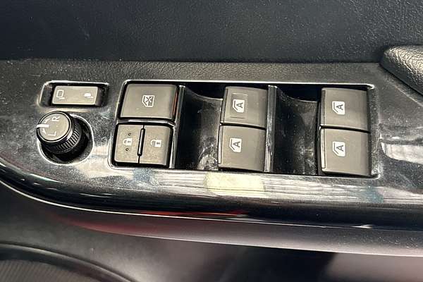 2018 Toyota Hilux Rugged X GUN126R 4X4