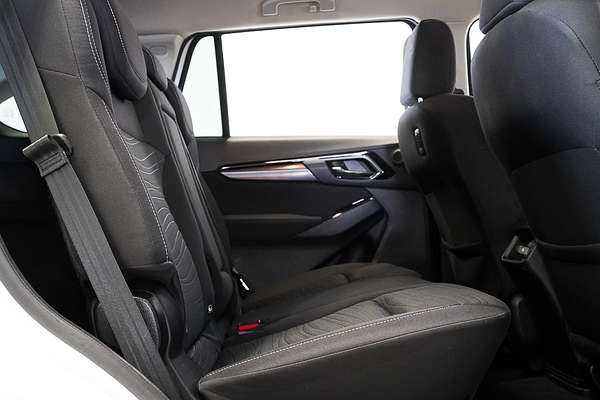 2023 Isuzu MU-X LS-U