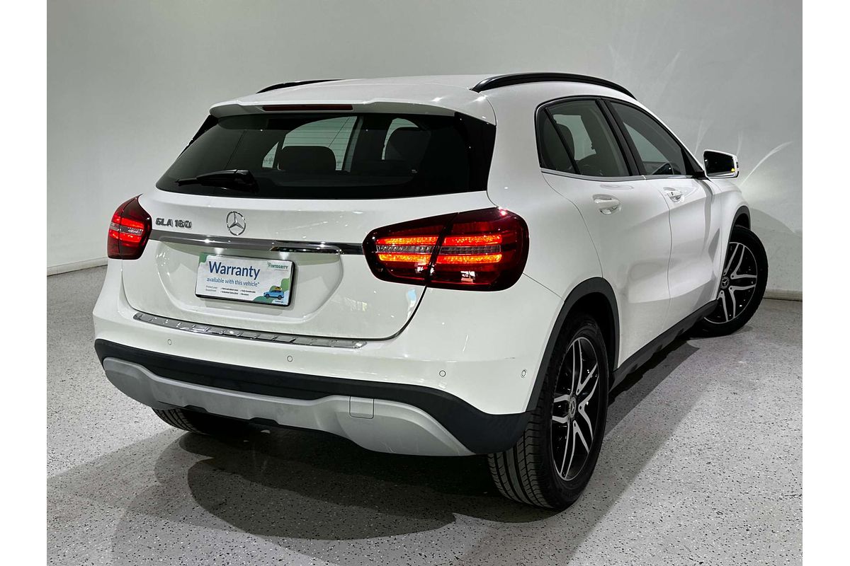 2017 Mercedes-Benz GLA-Class GLA180 X156