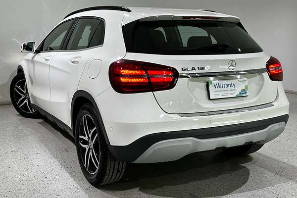 2017 Mercedes-Benz GLA-Class GLA180 X156