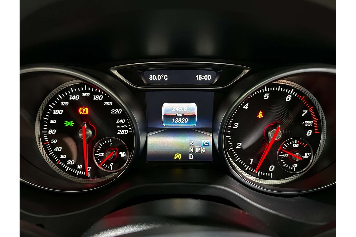 2017 Mercedes-Benz GLA-Class GLA180 X156