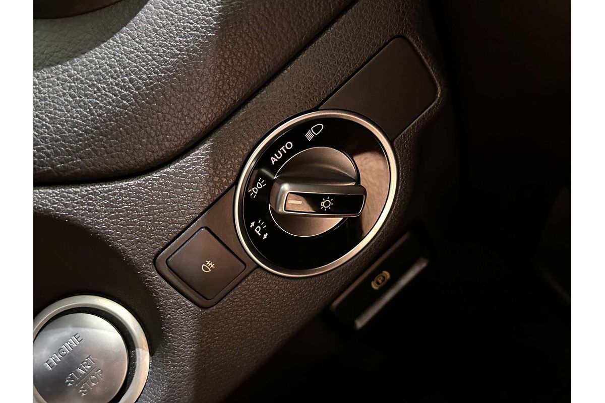 2017 Mercedes-Benz GLA-Class GLA180 X156