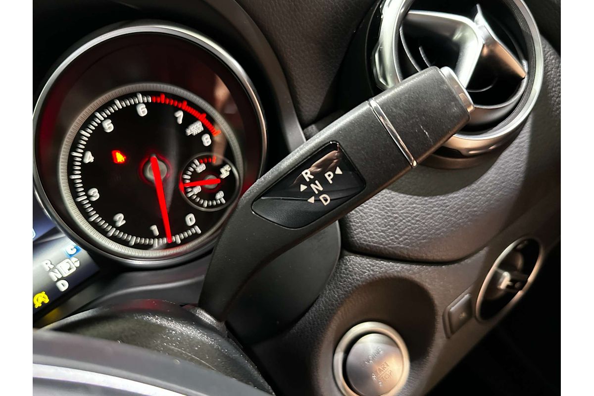 2017 Mercedes-Benz GLA-Class GLA180 X156