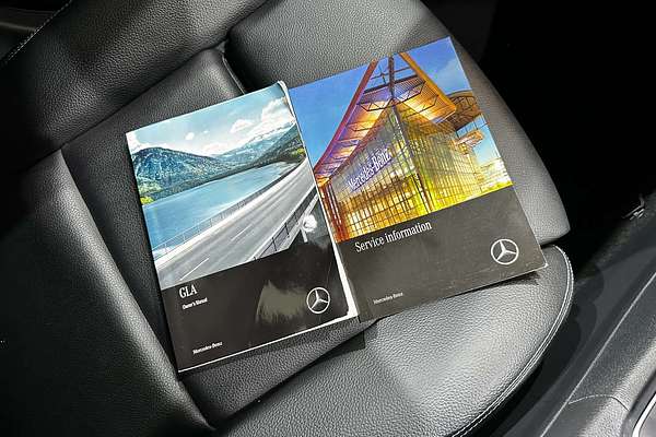 2017 Mercedes-Benz GLA-Class GLA180 X156