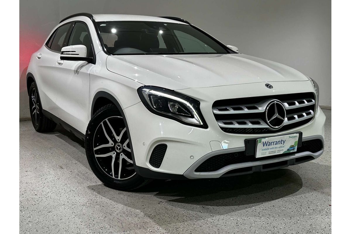 2017 Mercedes-Benz GLA-Class GLA180 X156
