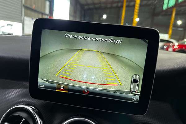 2017 Mercedes-Benz GLA-Class GLA180 X156