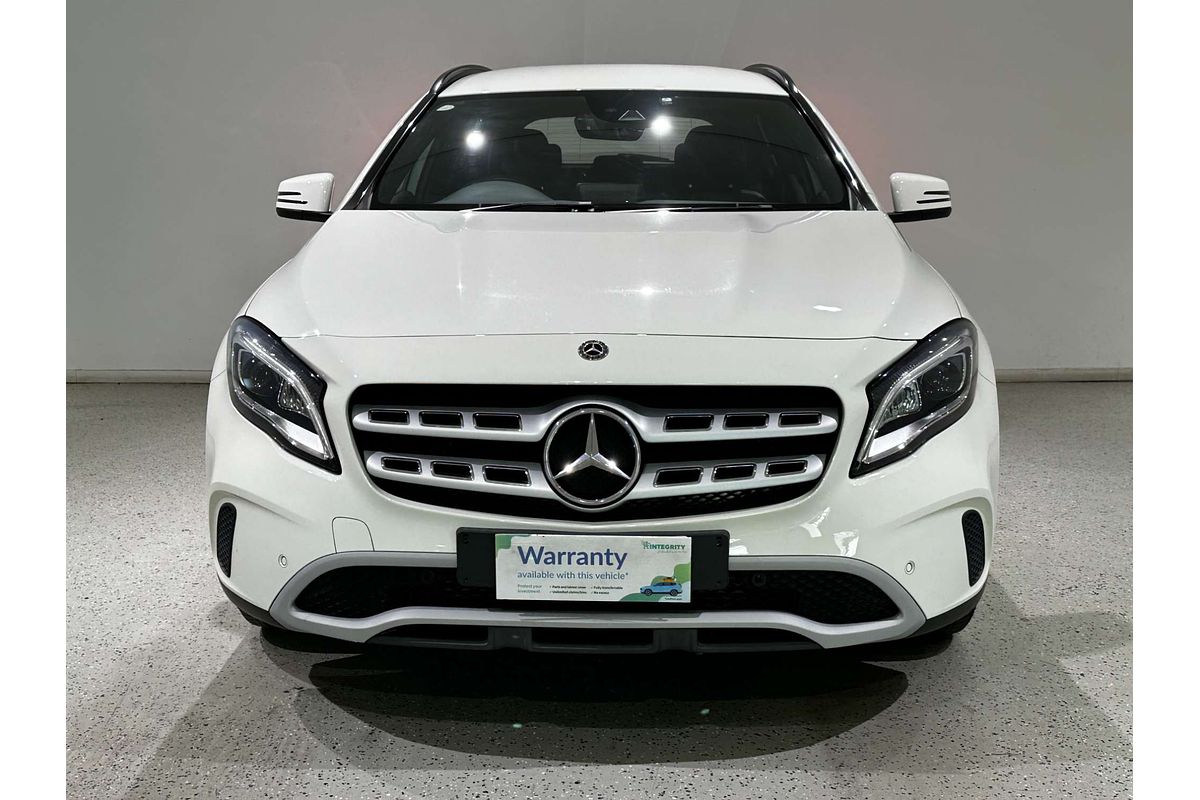 2017 Mercedes-Benz GLA-Class GLA180 X156