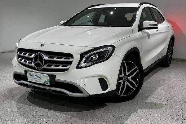 2017 Mercedes-Benz GLA-Class GLA180 X156
