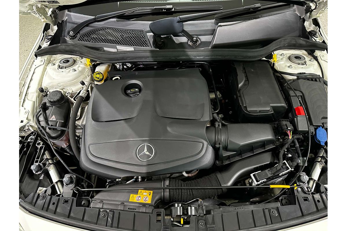 2017 Mercedes-Benz GLA-Class GLA180 X156