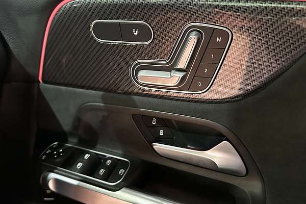 2021 Mercedes-Benz GLB-Class GLB200 X247