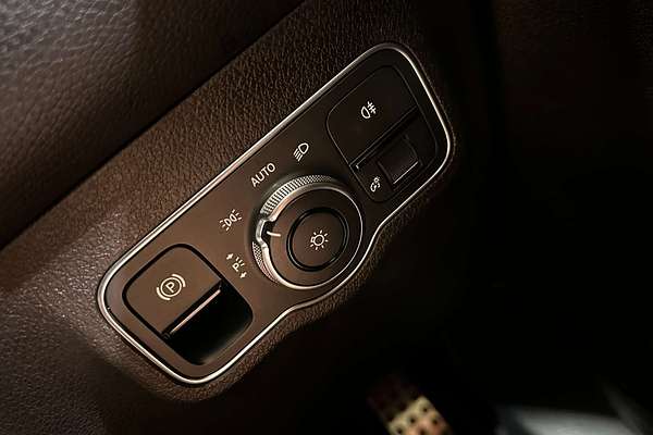 2021 Mercedes-Benz GLB-Class GLB200 X247