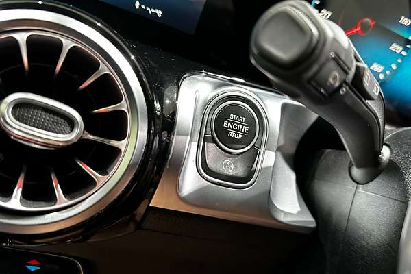 2021 Mercedes-Benz GLB-Class GLB200 X247