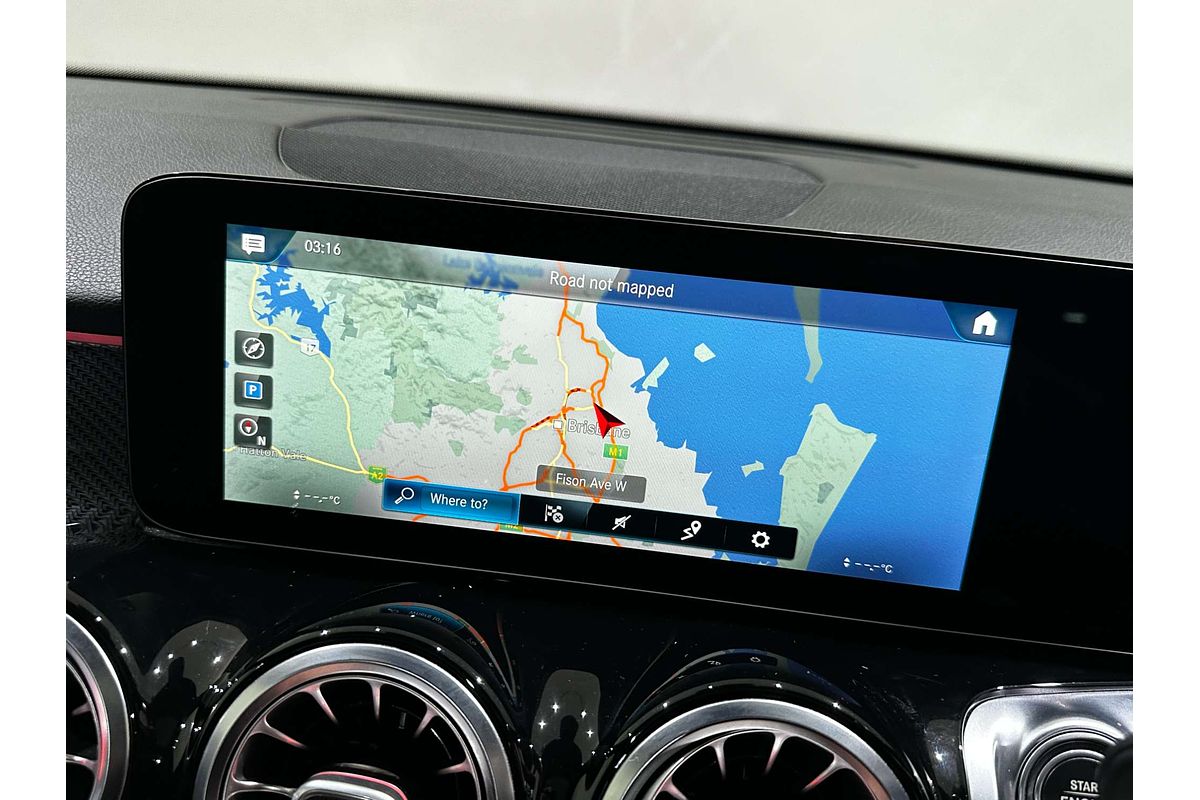 2021 Mercedes-Benz GLB-Class GLB200 X247