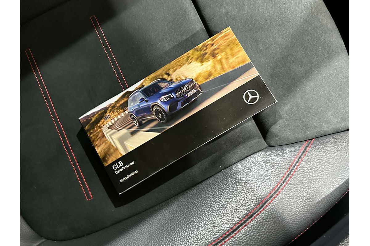 2021 Mercedes-Benz GLB-Class GLB200 X247