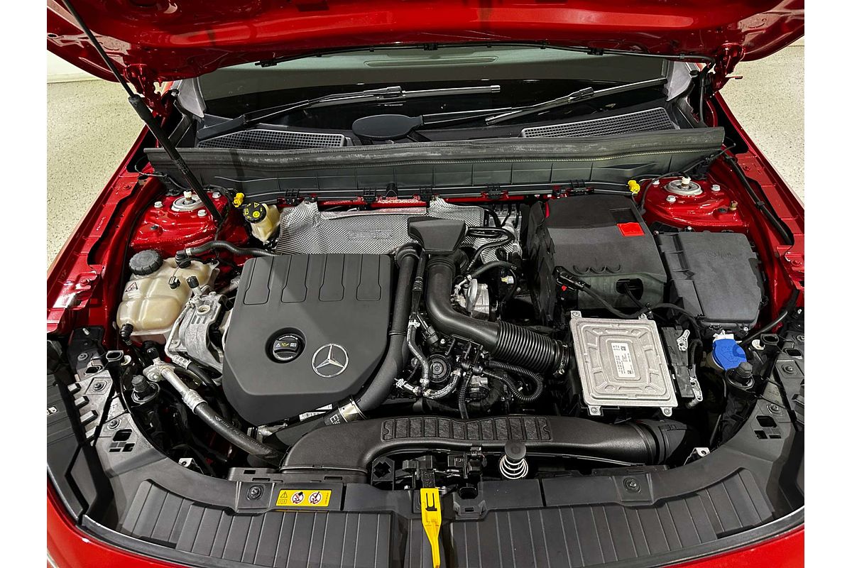 2021 Mercedes-Benz GLB-Class GLB200 X247