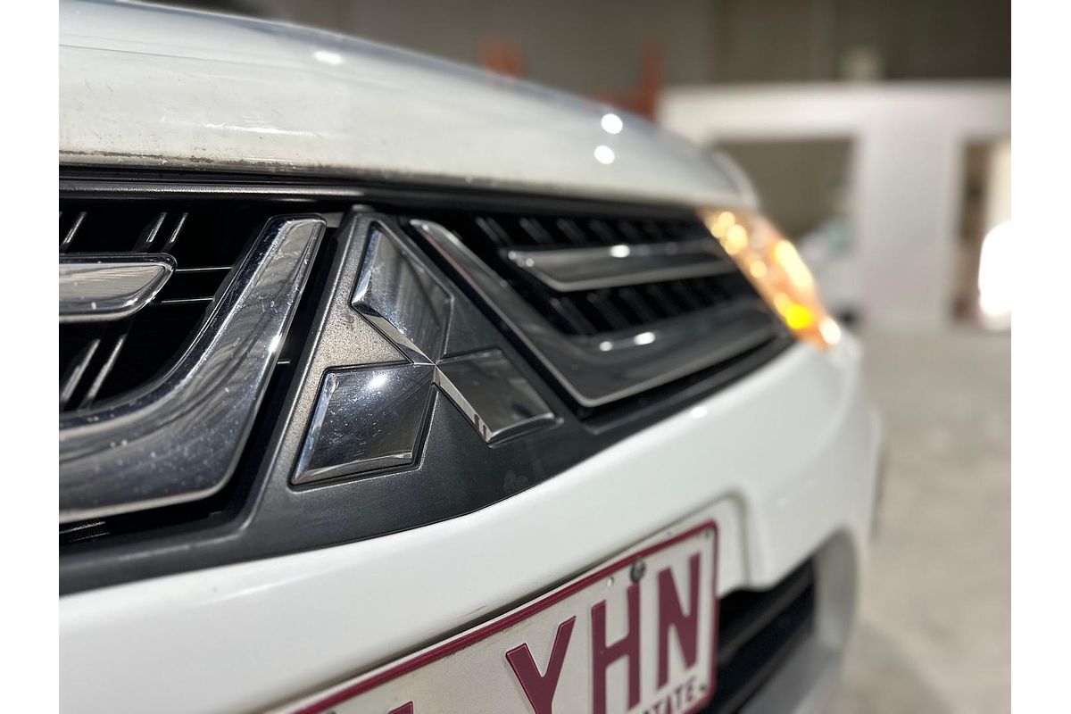 2015 Mitsubishi Challenger LS PC