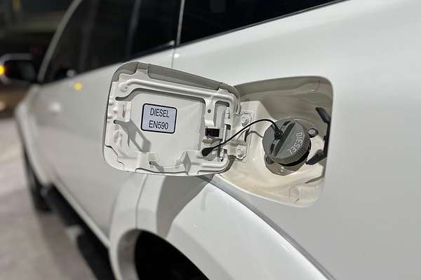 2015 Mitsubishi Challenger LS PC