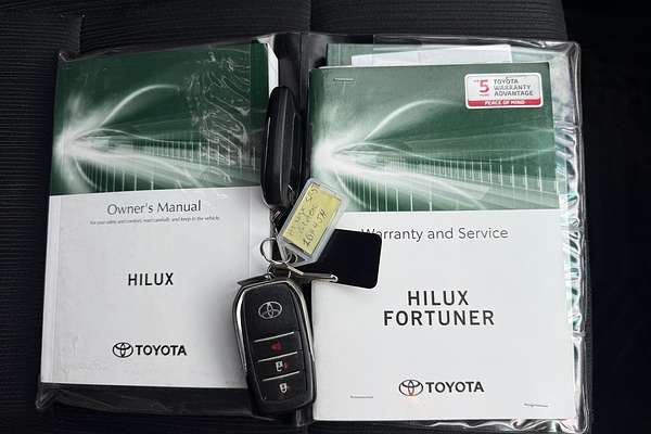 2020 Toyota Hilux SR5 GUN126R 4X4