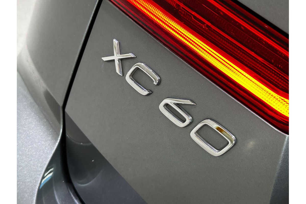 2021 Volvo XC60 D4 Inscription