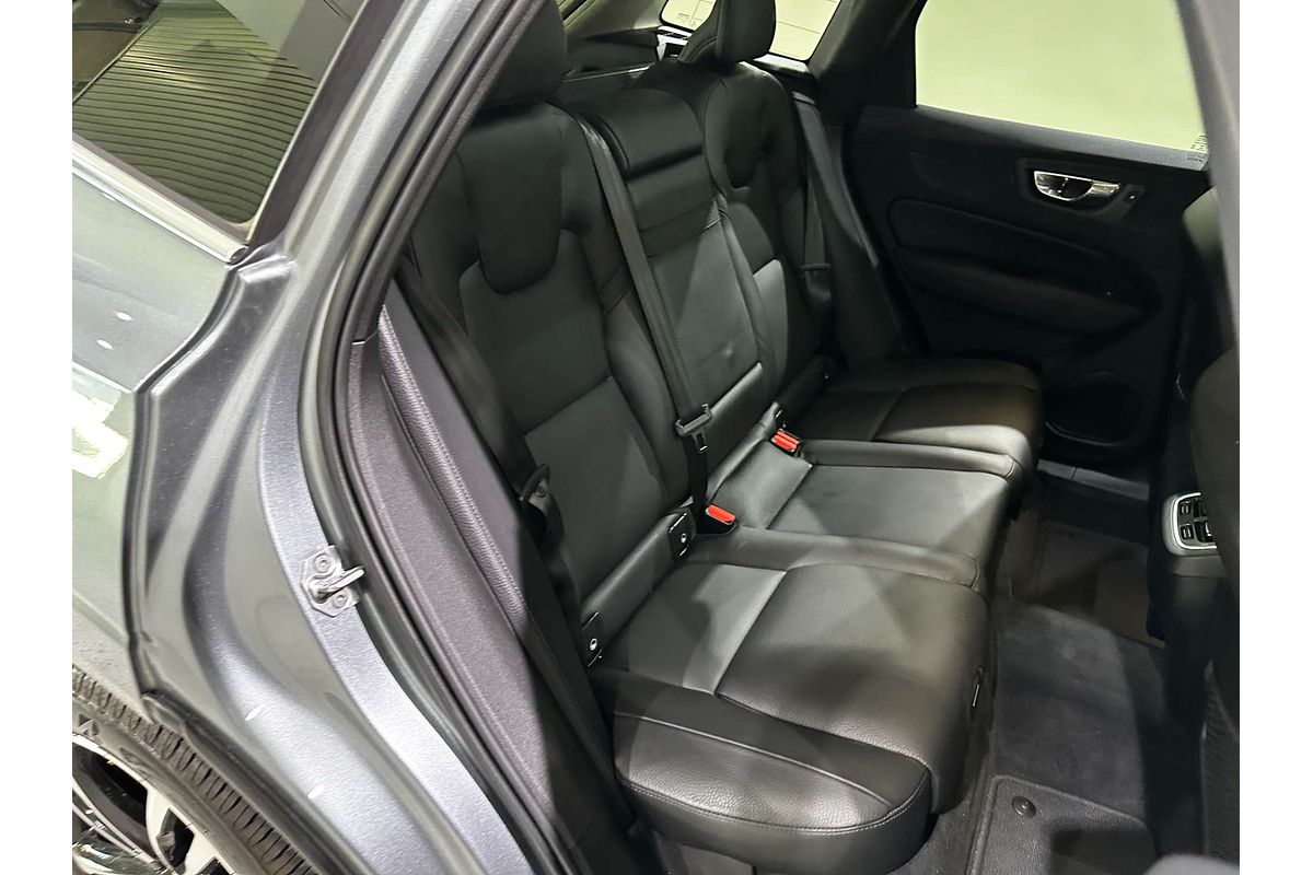 2021 Volvo XC60 D4 Inscription