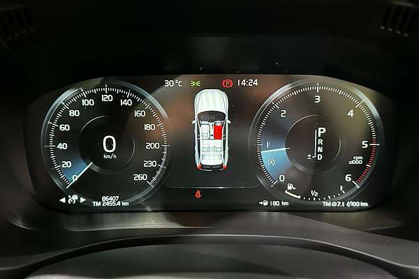 2021 Volvo XC60 D4 Inscription