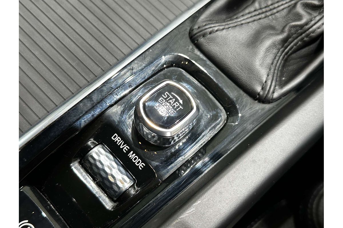 2021 Volvo XC60 D4 Inscription