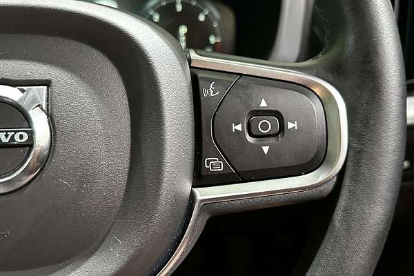 2021 Volvo XC60 D4 Inscription