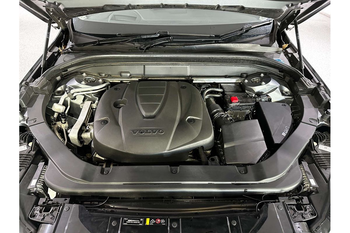 2021 Volvo XC60 D4 Inscription