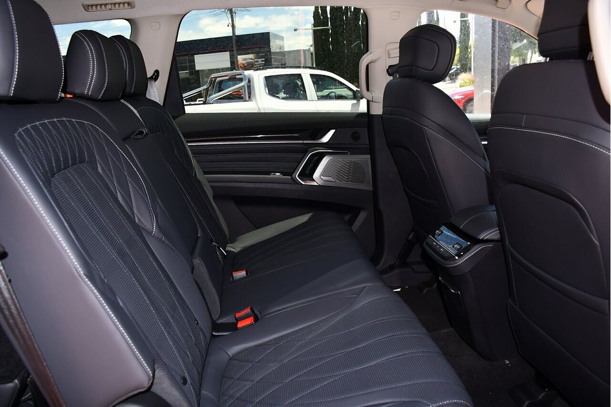 2025 LDV D90 Executive SV9A