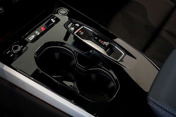 2025 Audi A5 TFSI 150kW S line B10