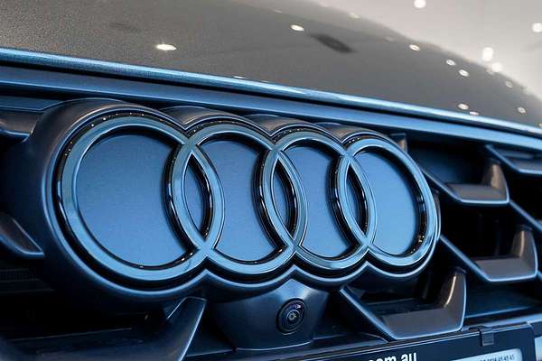 2025 Audi A5 TFSI 150kW S line B10