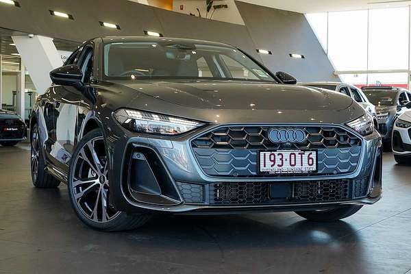 2025 Audi A5 TFSI 150kW S line B10