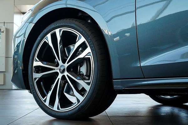 2025 Audi A5 TFSI 150kW S line B10