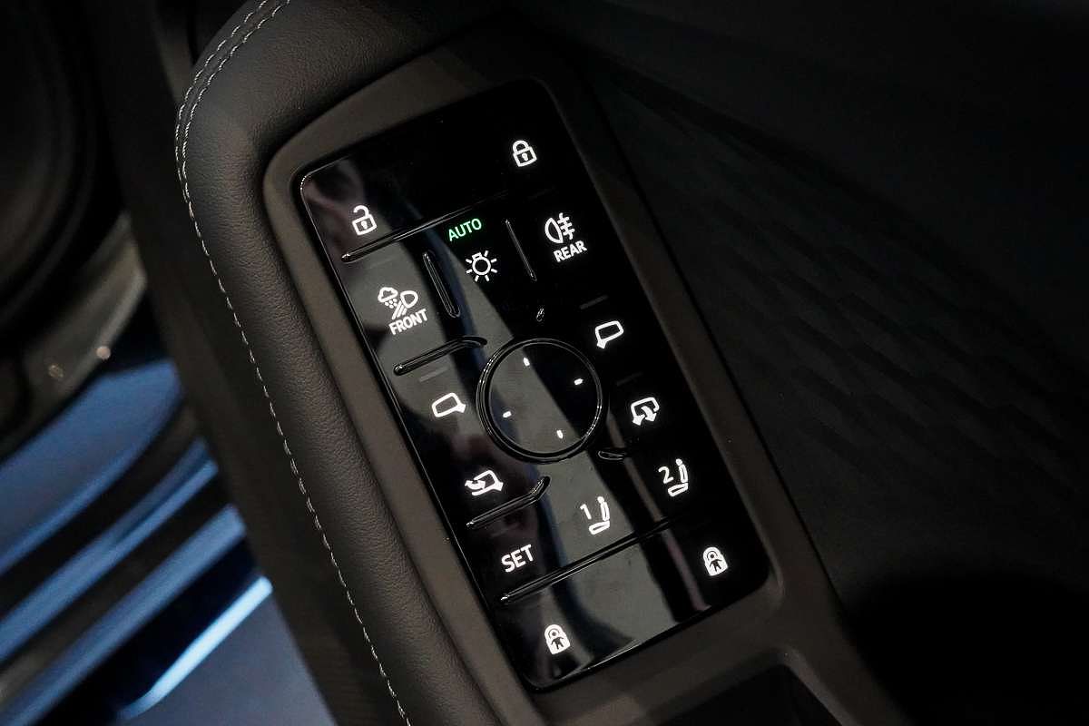 2025 Audi A5 TFSI 150kW S line B10