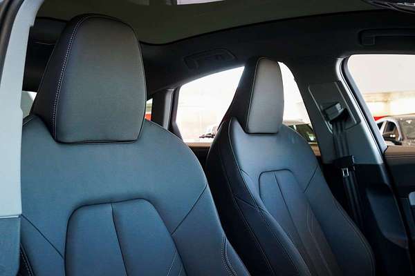 2025 Audi A5 TFSI 150kW S line B10