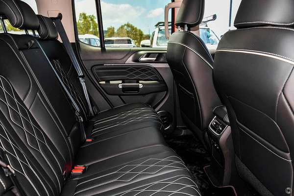 2025 GWM Tank 300 Lux P01