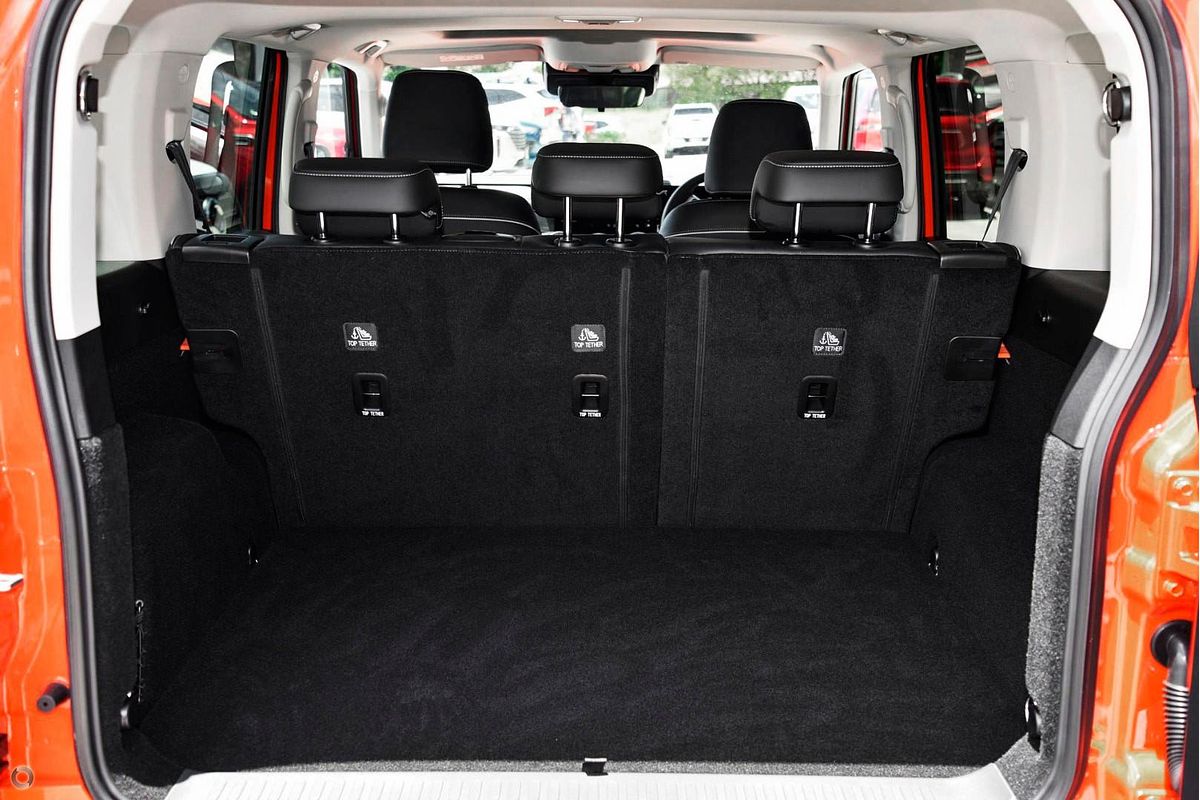 2025 GWM Tank 300 Lux P01