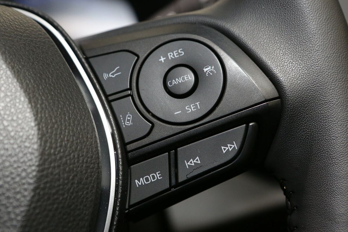 2024 Toyota RAV4 XSE AXAH52R